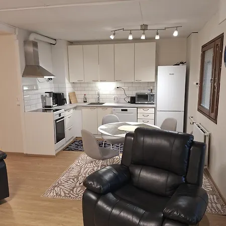 Maentsaelae Centrum- Saunalla Ja Ilmaisella Pysaekoeinnillae Apartment Mantsala