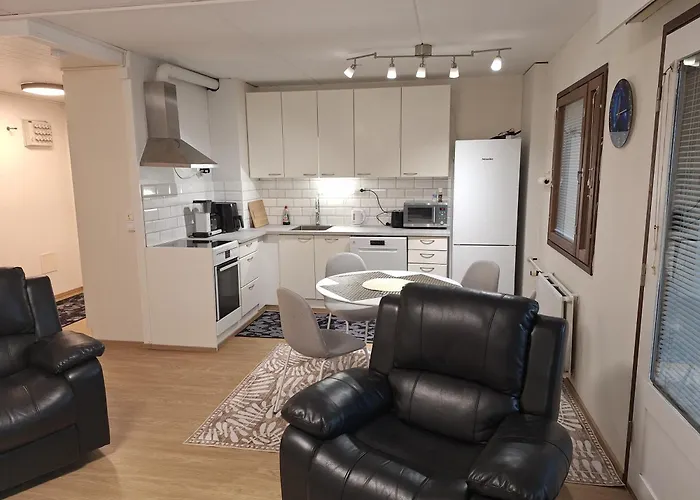 Maentsaelae Centrum- Saunalla Ja Ilmaisella Pysaekoeinnillae Διαμέρισμα Mantsala